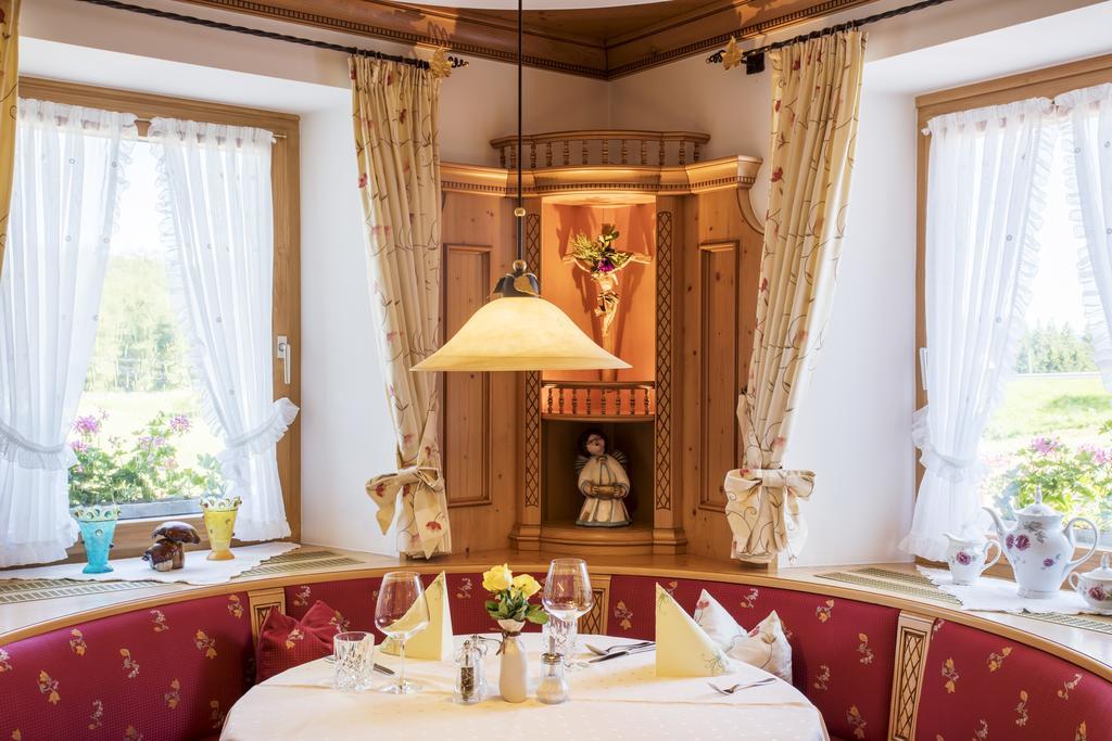 Gasthaus Zum Kreuz Sankt Margen Ngoại thất bức ảnh